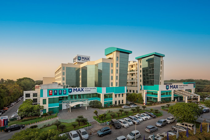 Max Super Speciality Hospital, Saket